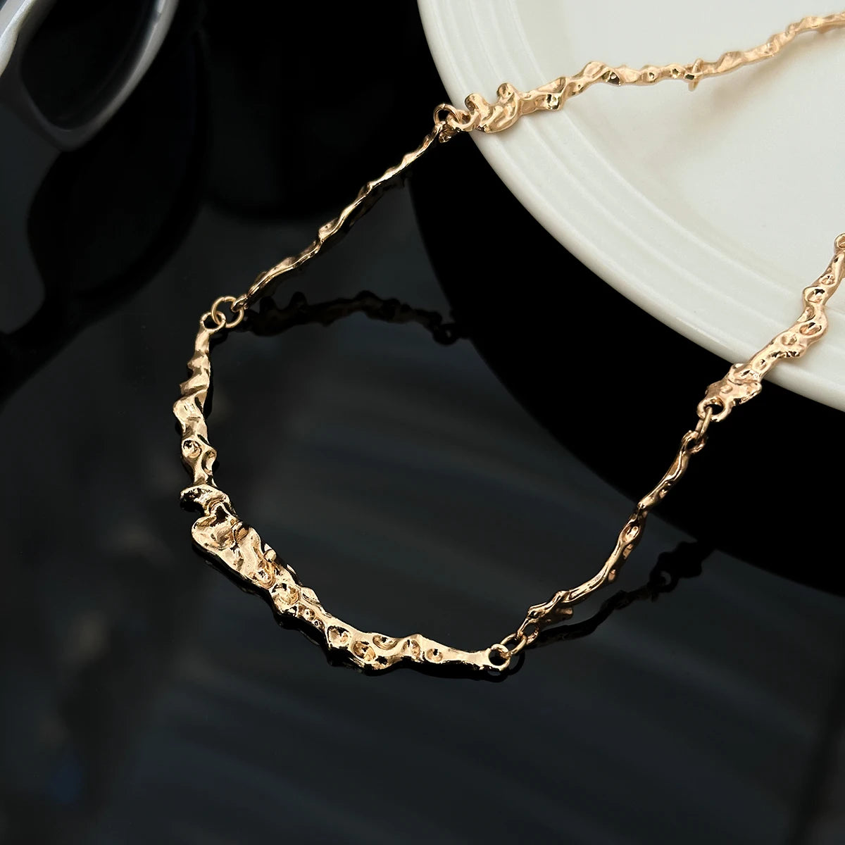Ermania- Ingemark Irregular Bone Chain Necklace