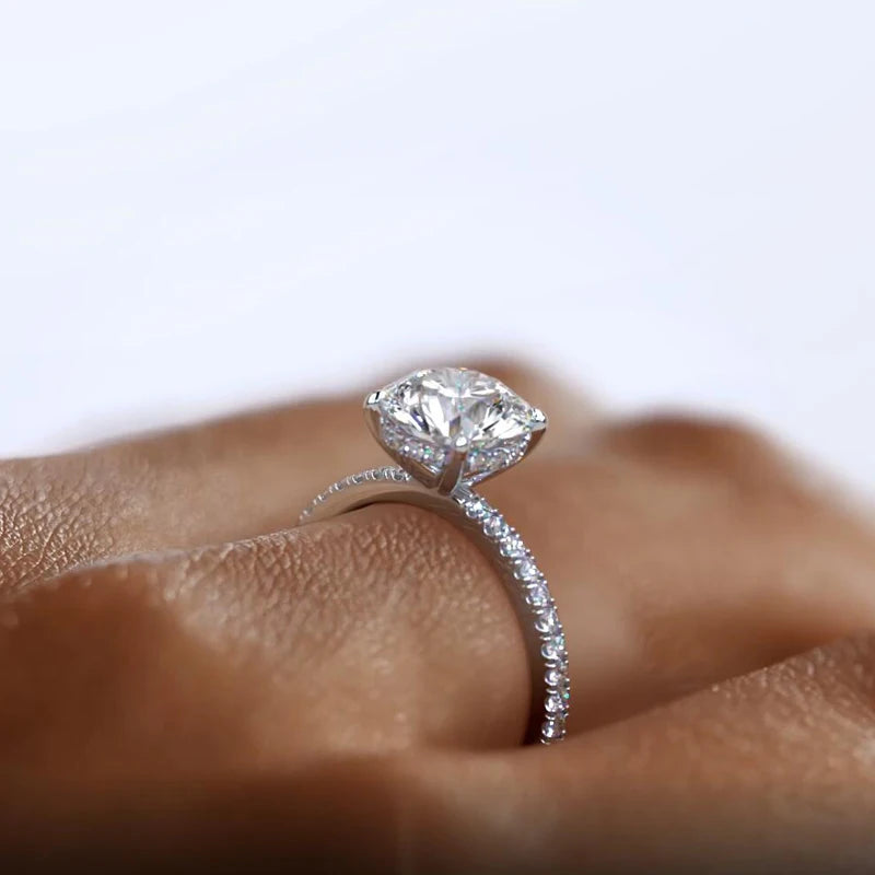 Ermania - Moissanite Engagement Ring for Women
