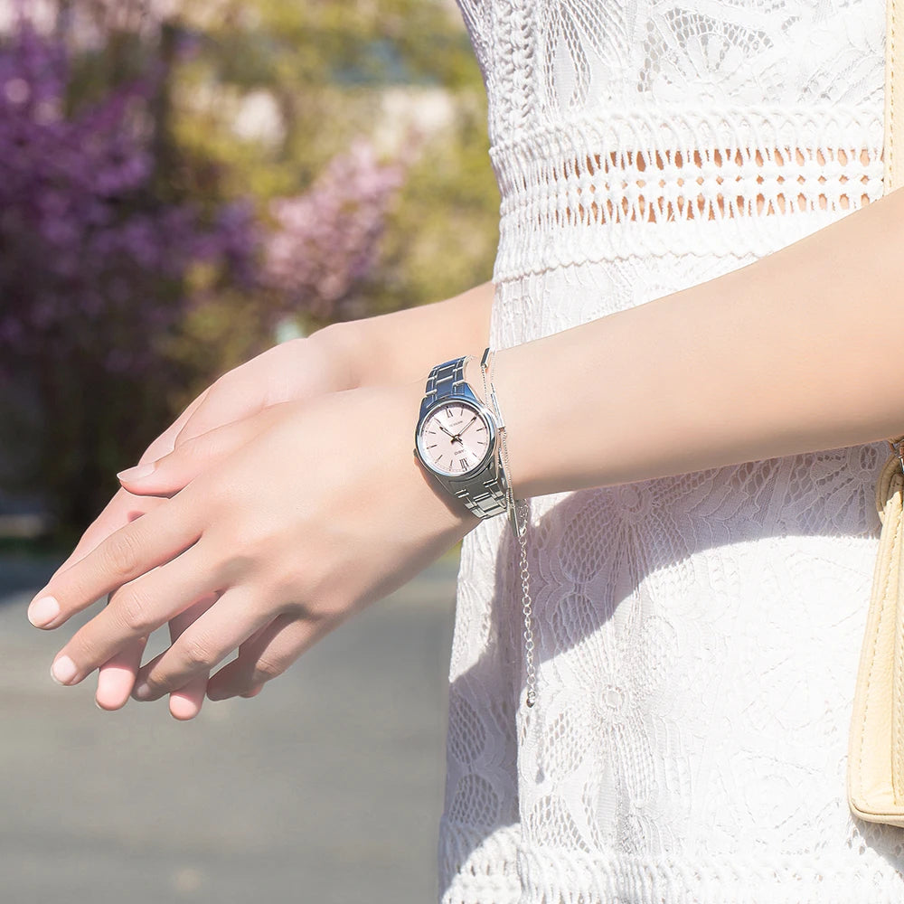 Ermania - Casio Women's Quartz Watch