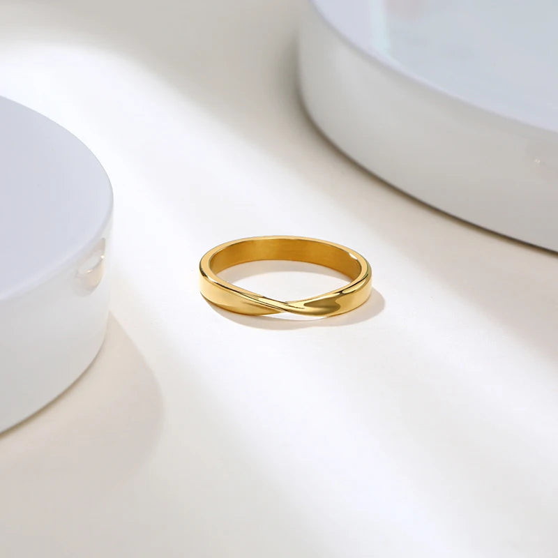 Ermania- Mobius Ring Stainless Steel Twist