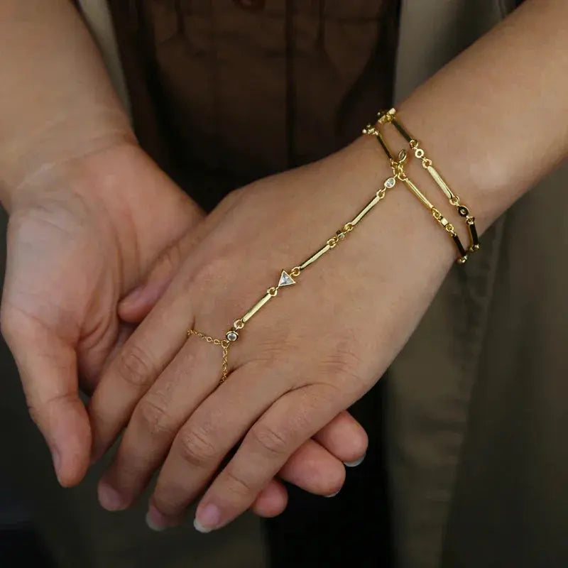 Ermane - Hand Chain Bracelet Gold Color - Ermania
